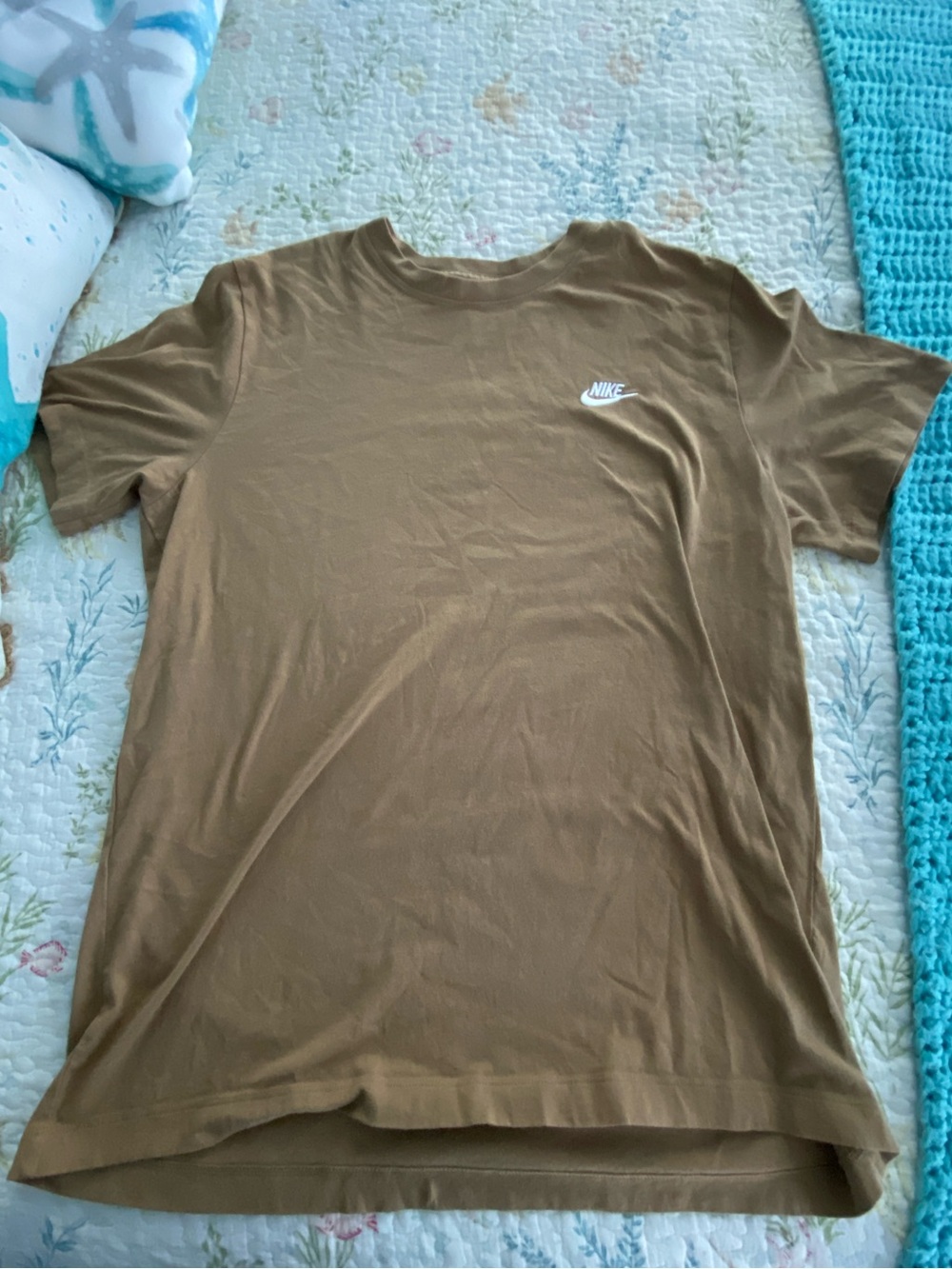 Nike Men’s Olive/Brown Short-Sleeve Logo Tee